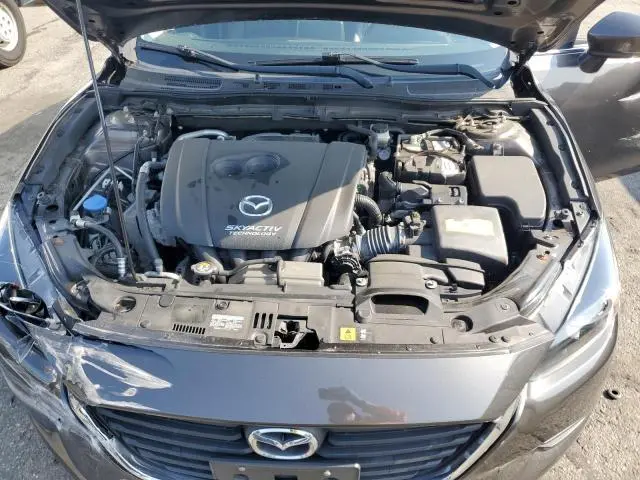 2017 MAZDA 3 TOURING  