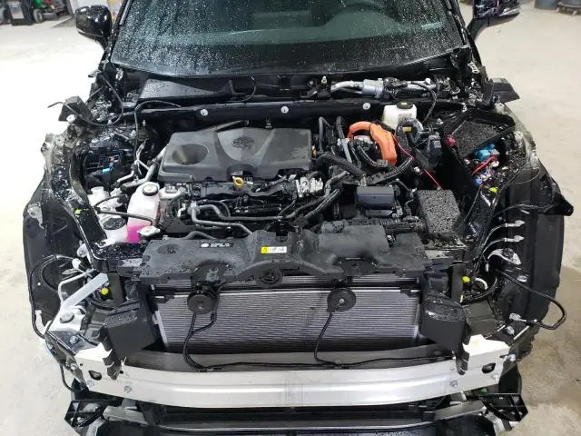 2024 TOYOTA RAV4 SE