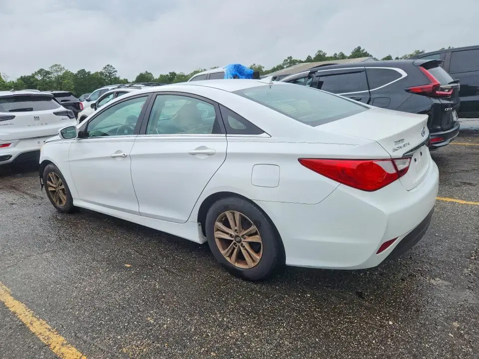 2014 HYUNDAI SONATA GLS  