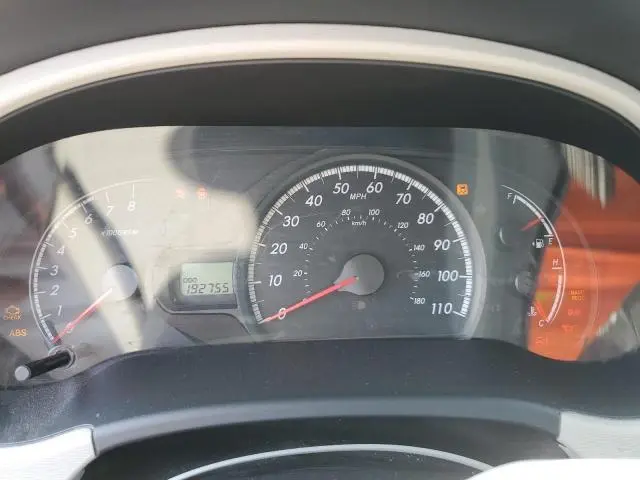 2014 TOYOTA SIENNA LE  