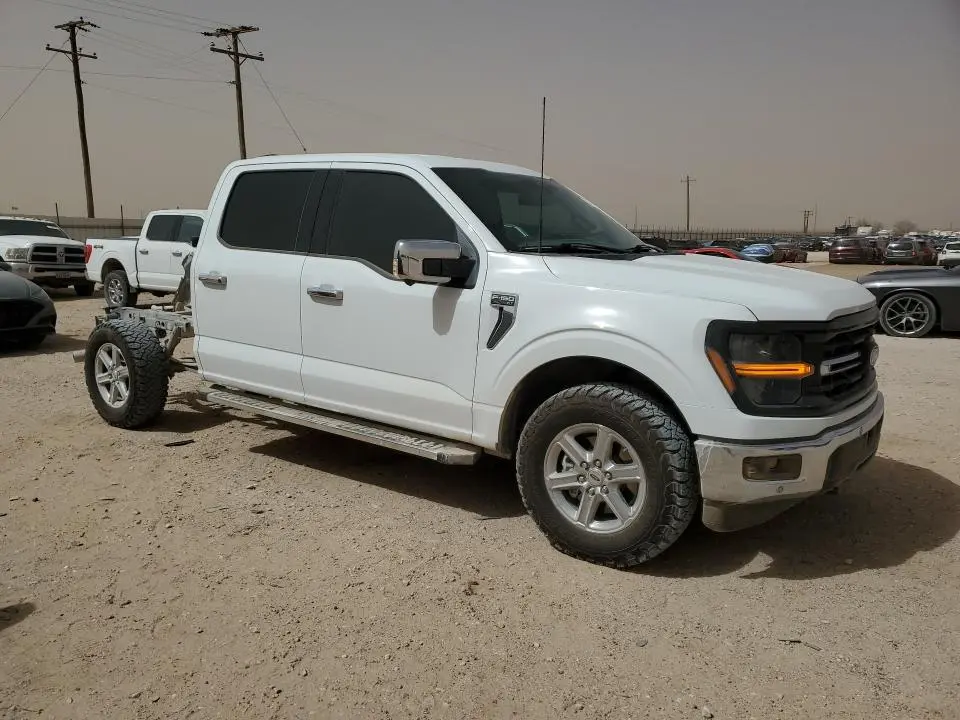 2025 FORD F150 XLT  