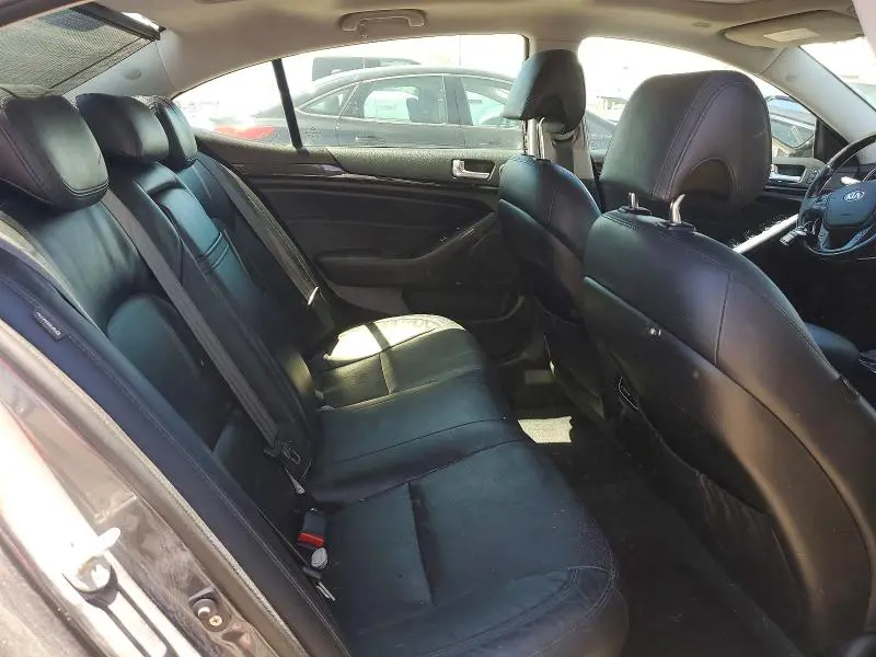 2015 KIA CADENZA PREMIUM  