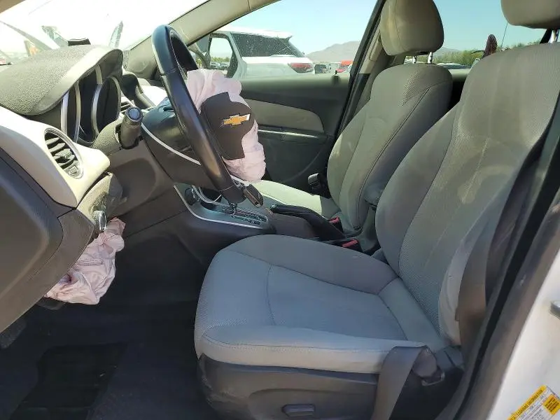 2011 CHEVROLET CRUZE LT  