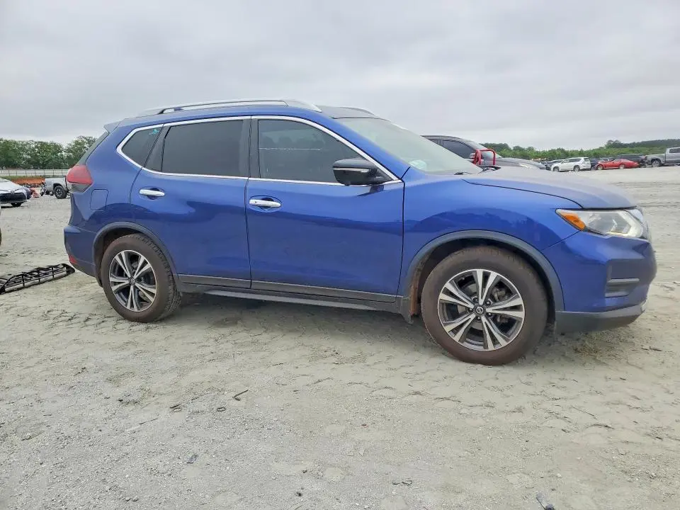 2019 NISSAN ROGUE SV  