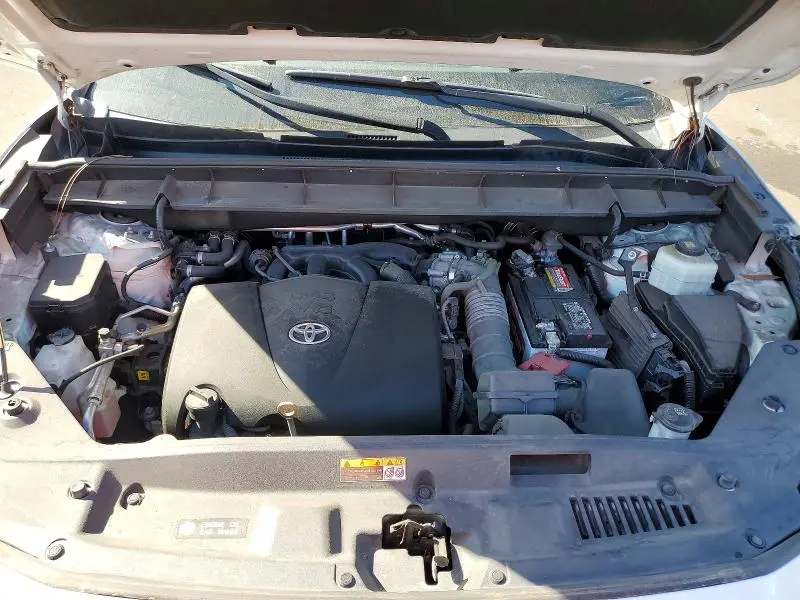 2020 TOYOTA HIGHLANDER L  