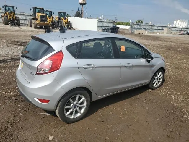 2017 FORD FIESTA SE  
