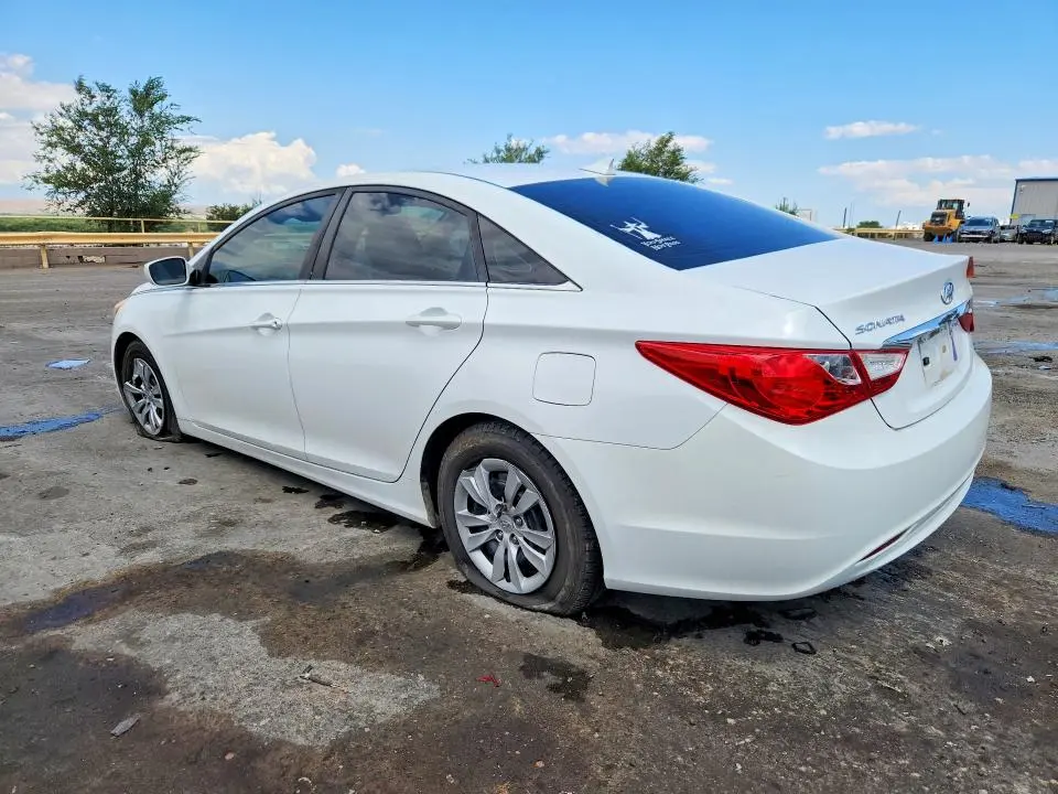 2013 HYUNDAI SONATA GLS  
