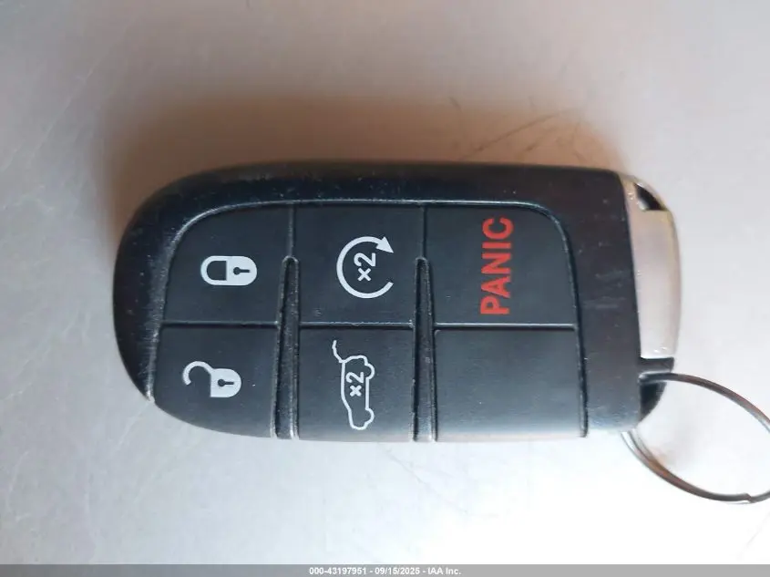 2019 JEEP GRAND CHEROKEE SUMMIT 4X2