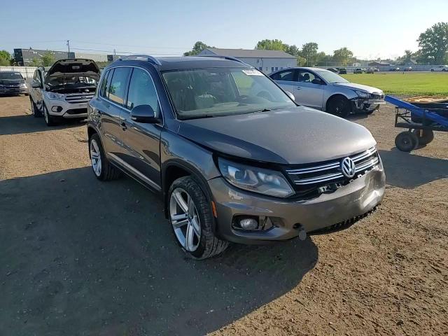 2016 VOLKSWAGEN TIGUAN S