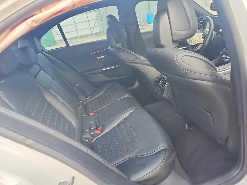 2023 MERCEDES-BENZ C 300  
