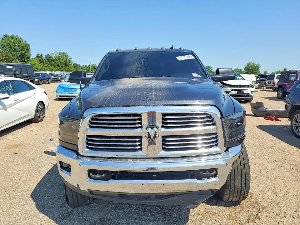 2015 RAM 2500 SLT  