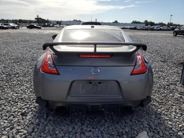 2010 NISSAN 370Z   