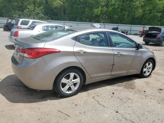 2011 HYUNDAI ELANTRA GLS  
