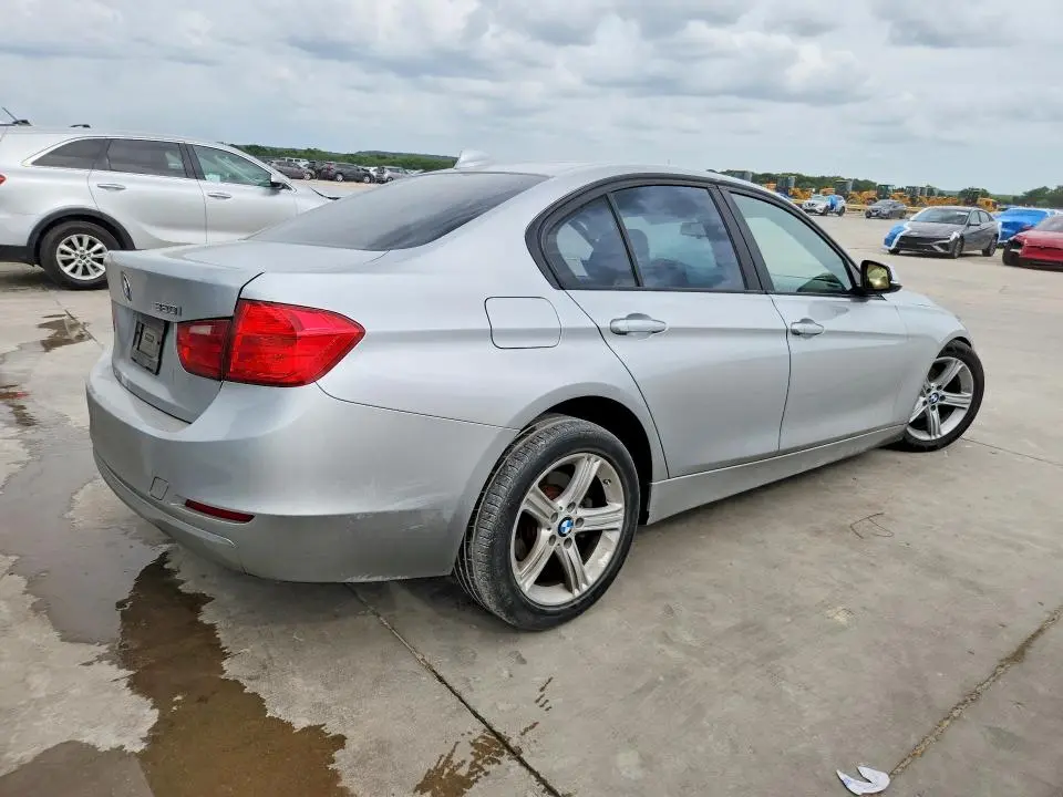 2013 BMW 320 I  