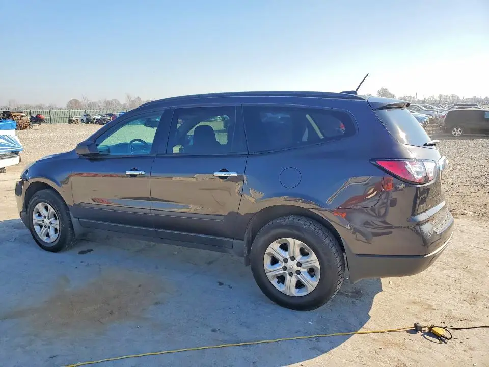 2016 CHEVROLET TRAVERSE LS  