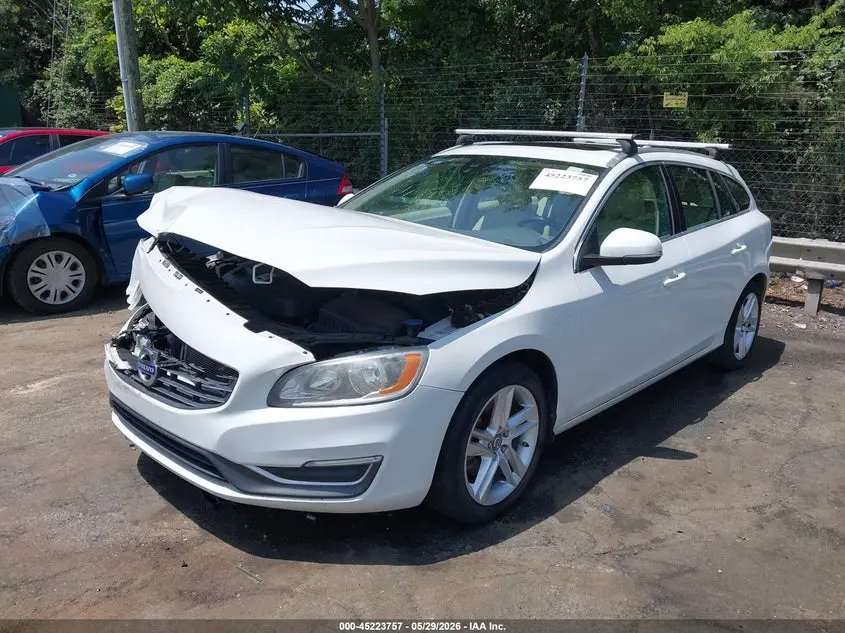 2015 VOLVO V60 T5 PREMIER