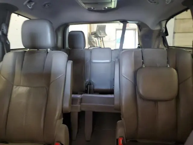 2012 CHRYSLER TOWN & COUNTRY LIMITED  