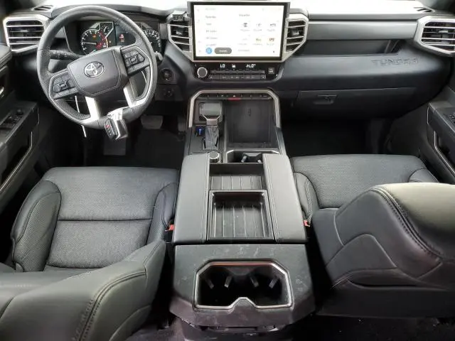 2025 TOYOTA TUNDRA CREWMAX SR  