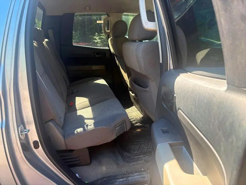 2011 TOYOTA TUNDRA DOUBLE CAB SR5  