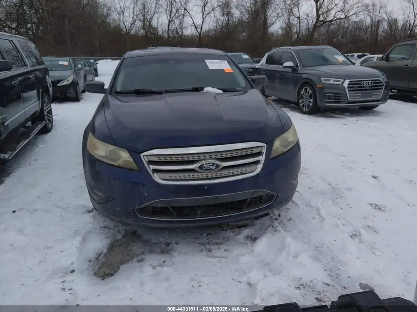 2011 FORD TAURUS LIMITED