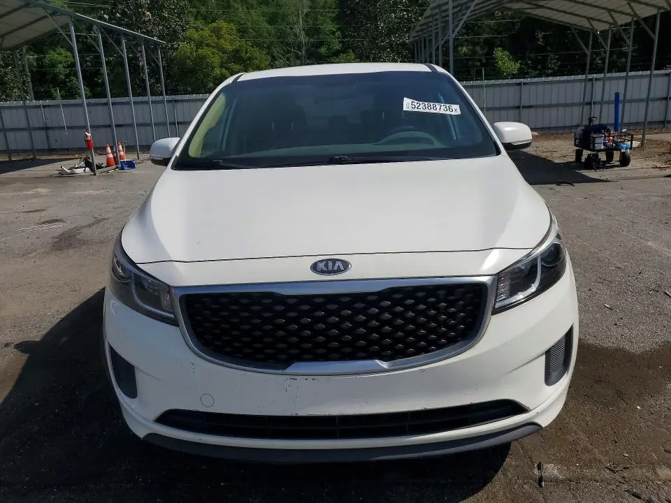2018 KIA SEDONA LX  