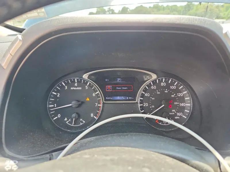 2019 NISSAN PATHFINDER SV  