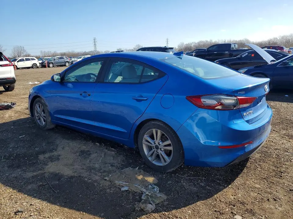 2017 HYUNDAI ELANTRA SE  