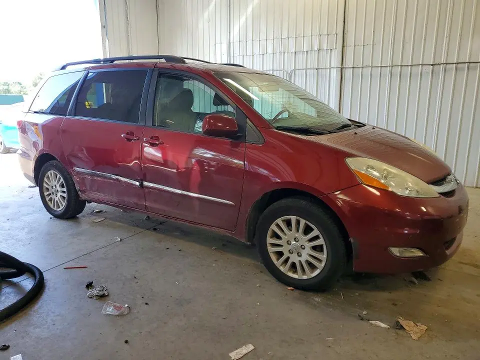2010 TOYOTA SIENNA XLE LIMITED  