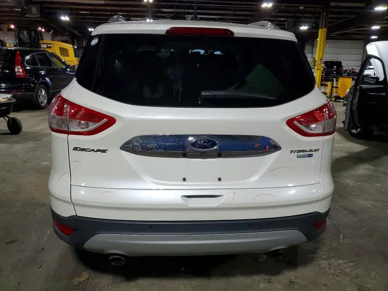 2016 FORD ESCAPE TITANIUM  