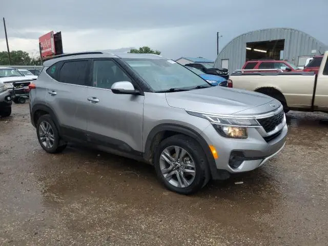 2021 KIA SELTOS S  