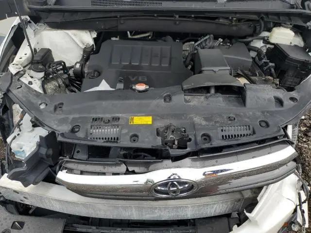 2016 TOYOTA HIGHLANDER XLE  