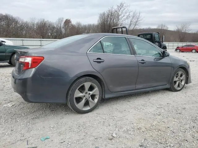 2014 TOYOTA CAMRY SE  