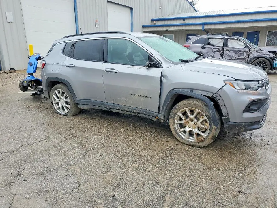2024 JEEP COMPASS LATITUDE LUX  
