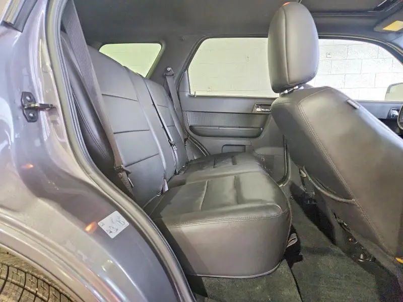 2011 FORD ESCAPE LIMITED  