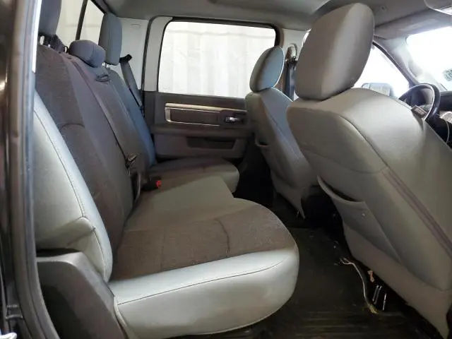 2018 RAM 1500 SLT  