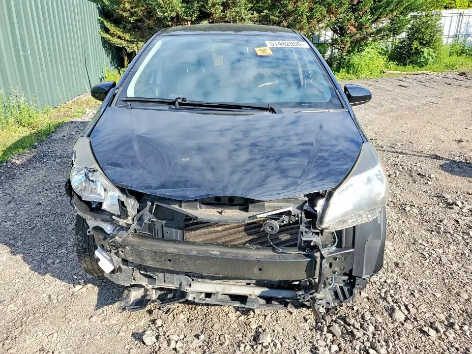 2015 TOYOTA YARIS 5-DOOR LE  