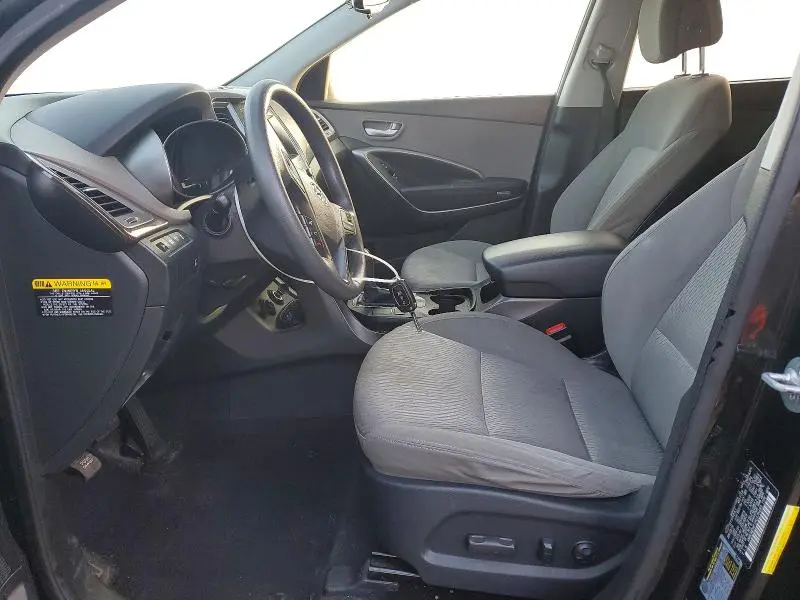2017 HYUNDAI SANTA FE SE  