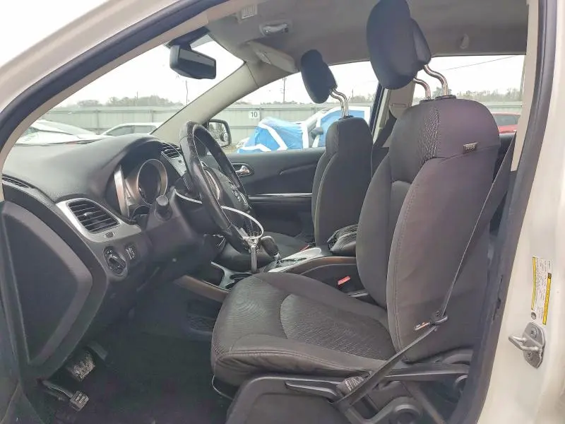 2015 DODGE JOURNEY SE  