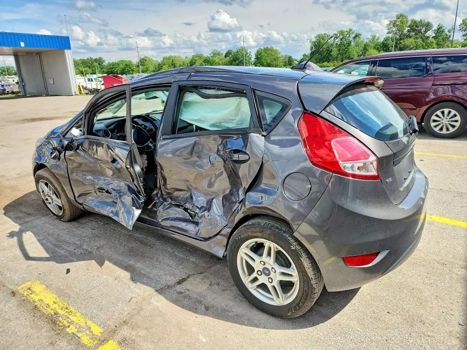 2017 FORD FIESTA SE  