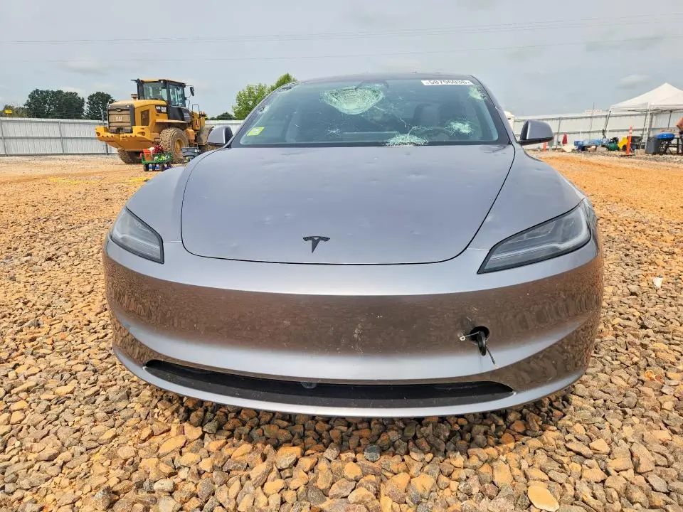 2026 TESLA MODEL 3   