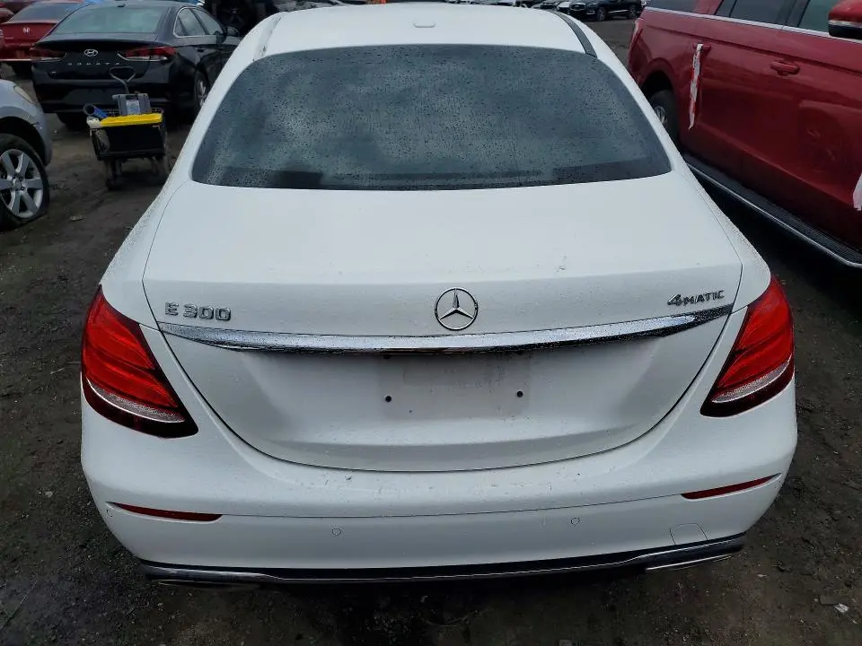 2017 MERCEDES-BENZ E 300 4MATIC  