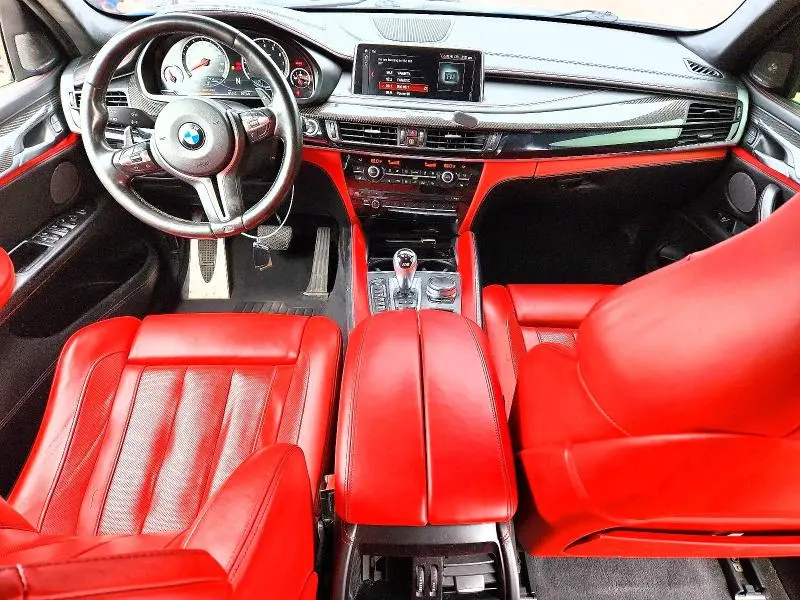 2018 BMW X6 M  