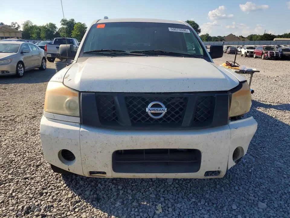 2011 NISSAN TITAN S  