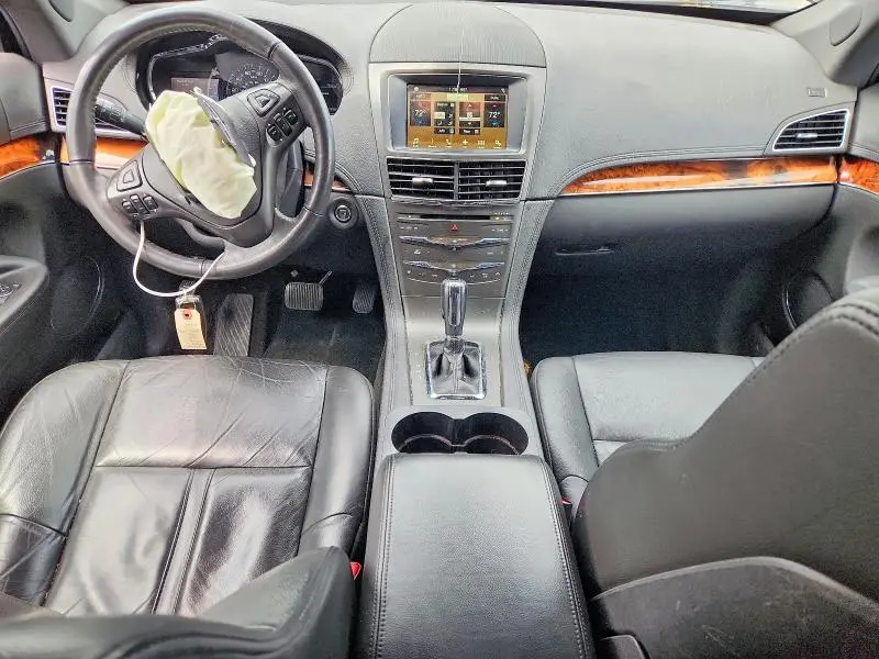 2018 LINCOLN MKT   