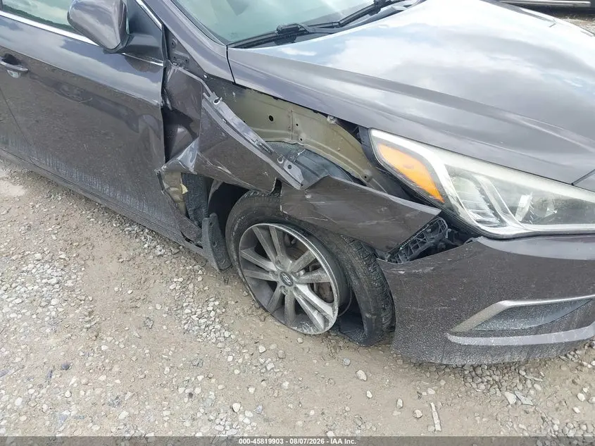 2017 HYUNDAI SONATA SE