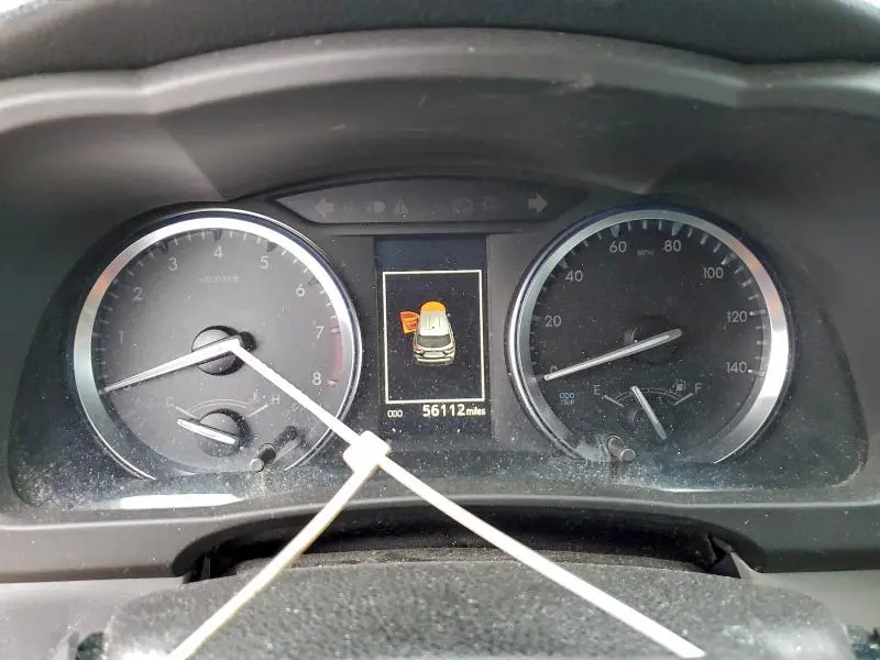 2017 TOYOTA HIGHLANDER SE  