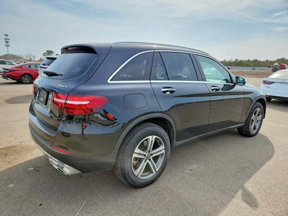 2019 MERCEDES-BENZ GLC 300 4MATIC  