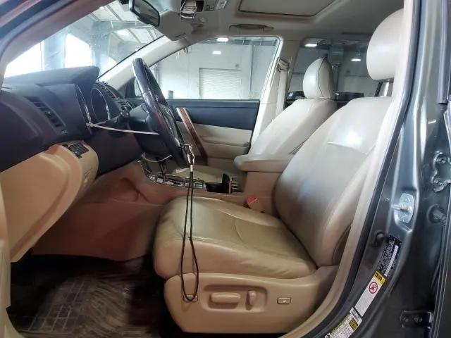 2013 TOYOTA HIGHLANDER LIMITED  
