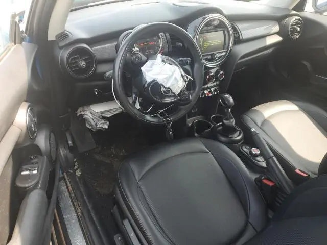 2017 MINI COOPER   