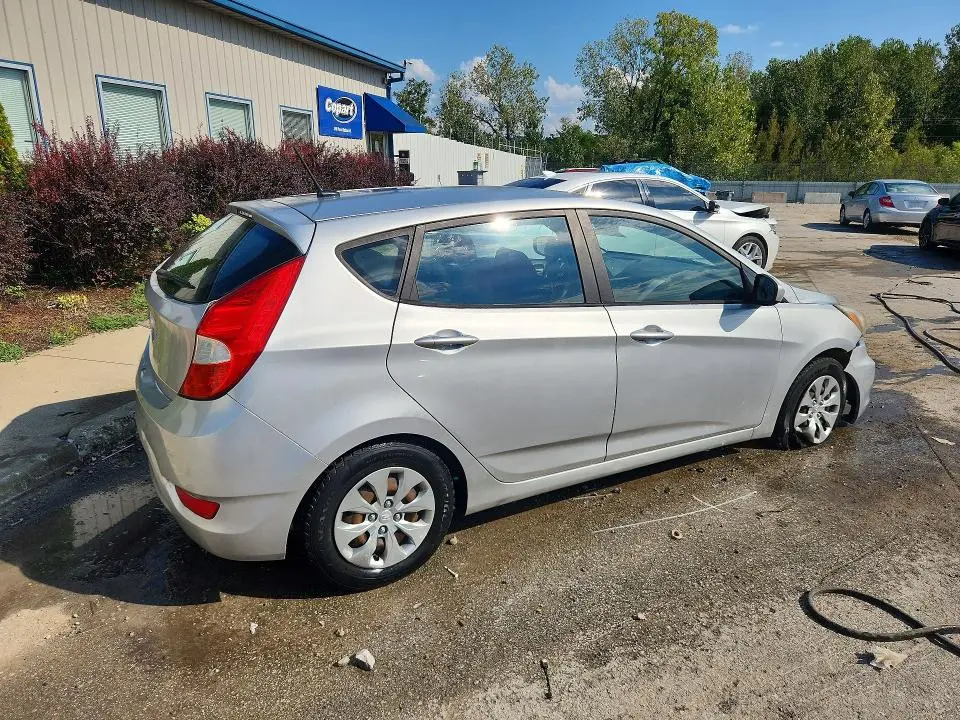 2017 HYUNDAI ACCENT SE  